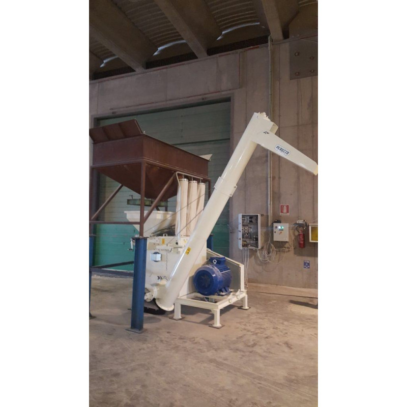 Kladivový mlyn na výrobu múky 1000 UNIVERSAL od 8 000 do 35 000 kg/hod.