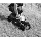 Diaľkovo ovládaný mulčovač - kosačka GREENWORKS AKU na diaľkové ovládanie pre extrémne svahy pre maximálny sklon až do 70°