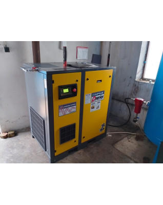 skrutkový kompresor s frekvenčným meničom COMPRAG DV-22 22 kW, 3,2 m3/min, 10 bar