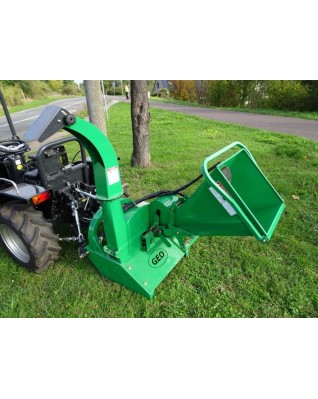 Štiepkovač pre traktor GEO ECO 16H hydraulickým posunom do 15 cm