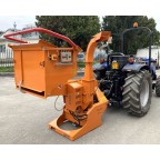 Štiepkovač pre traktor DELEKS DK-1500 s HYDRAULICKÝM POSUNOM do 10 cm