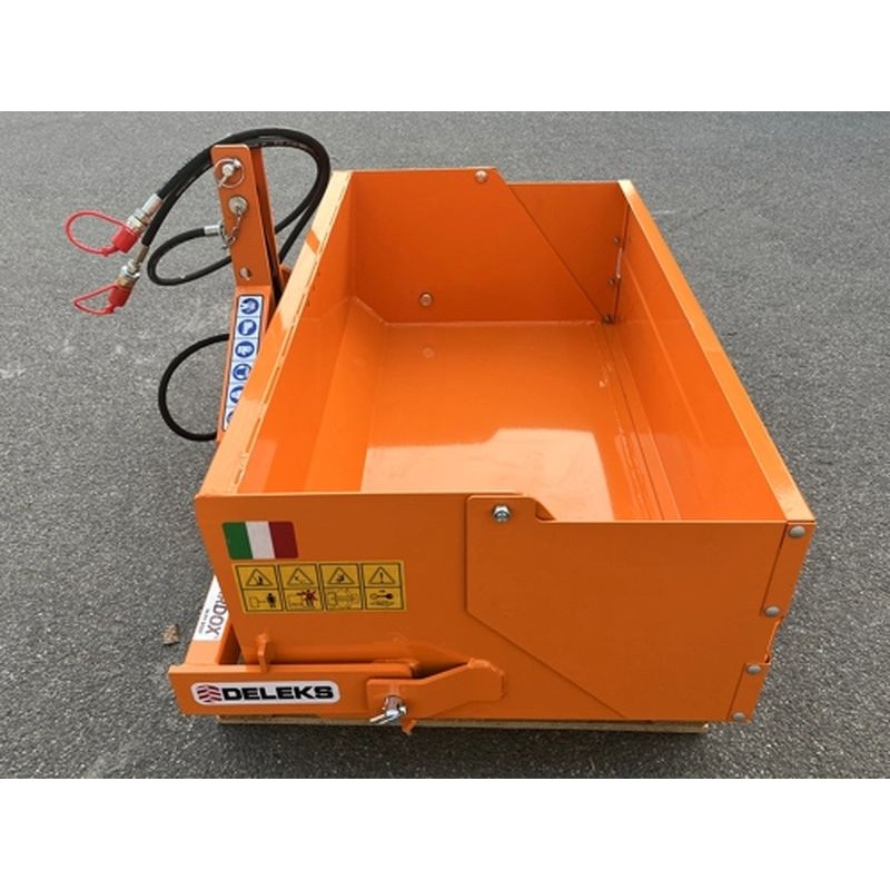 Vyklápací prepravný box, nakladač DELEKS BUCKET-120-H, hydraulické vyklápanie